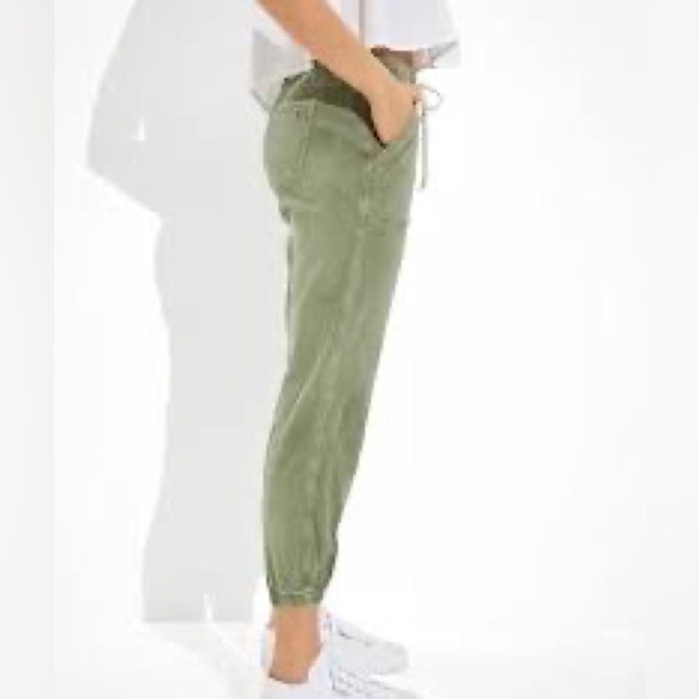 American eagle drawstring jogger